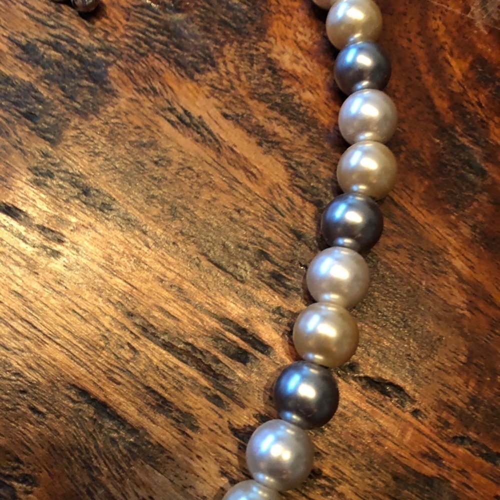 NRT Pearl and Rhinestone Heart Lariat Necklace - Picture 9 of 16